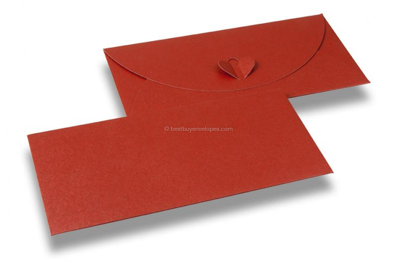 Envelopes with heart clasp - Red