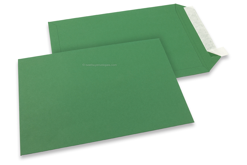 Dark green coloured paper envelopes - 229 x 324 mm 