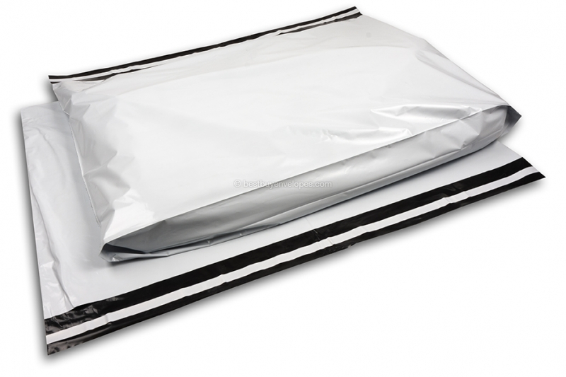 Opaque plastic envelopes with bottom fold of 100 mm