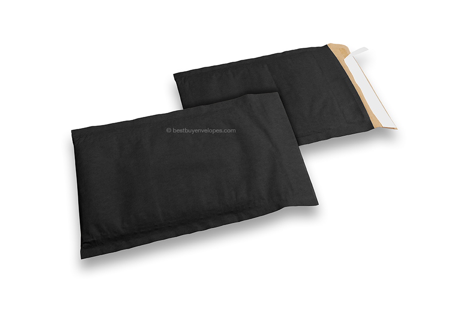 Paper padded envelopes - black, 150 x 215 mm